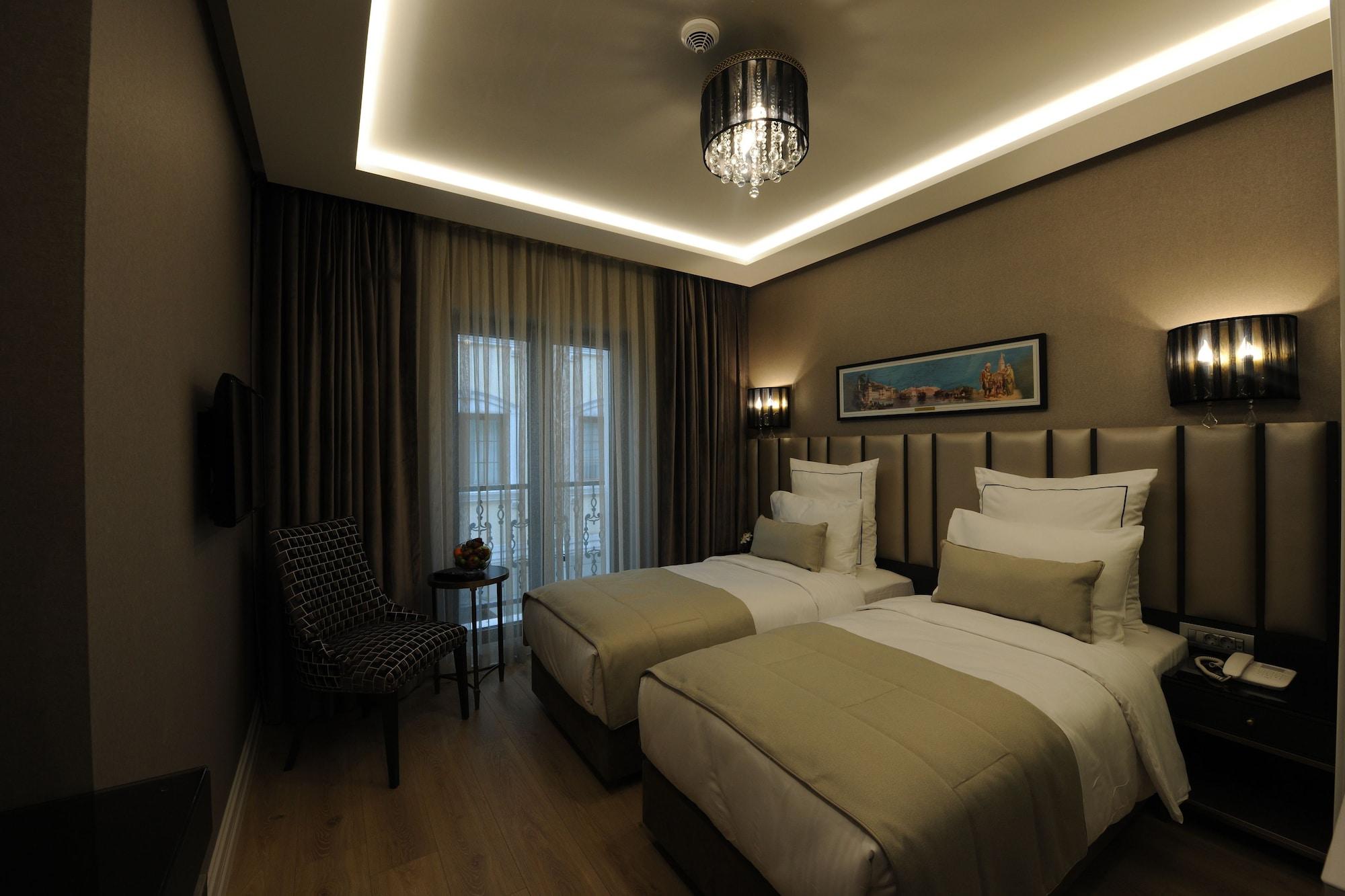 Le Petit Palace Hotel - Special Category Stambuł Zewnętrze zdjęcie