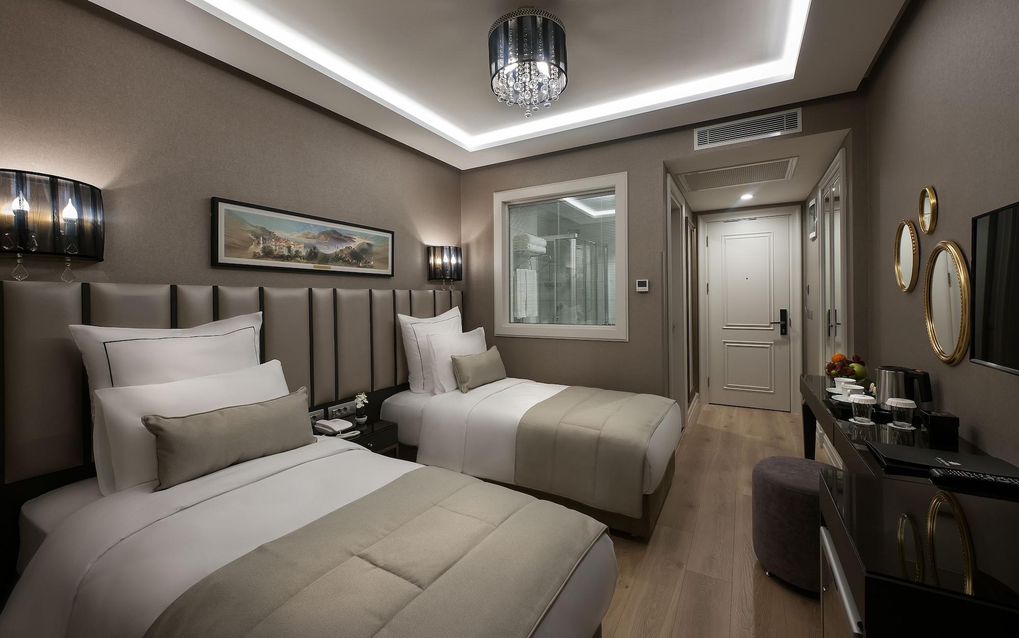 Le Petit Palace Hotel - Special Category Stambuł Zewnętrze zdjęcie