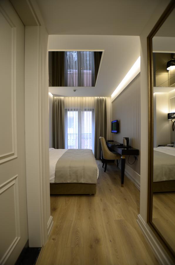 Le Petit Palace Hotel - Special Category Stambuł Zewnętrze zdjęcie