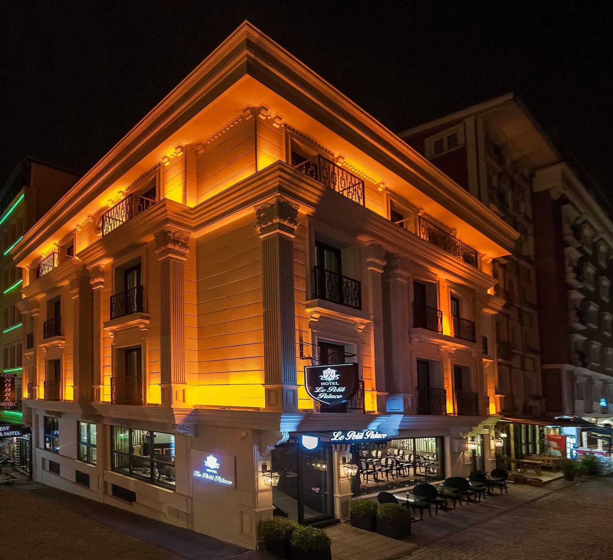 Le Petit Palace Hotel - Special Category Stambuł Zewnętrze zdjęcie